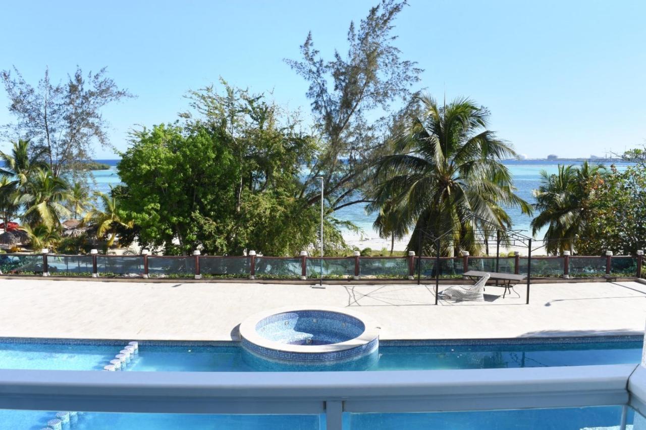 Dream Village Boca Chica Frente A La Playa Dış mekan fotoğraf